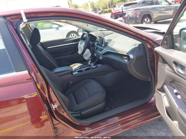 1N4BL4DV9PN360495 Nissan Altima Sv Fwd
