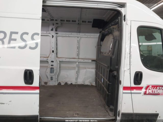 3C6LRVBG2NE102092 RAM Promaster 1500 High Roof 136 Wb