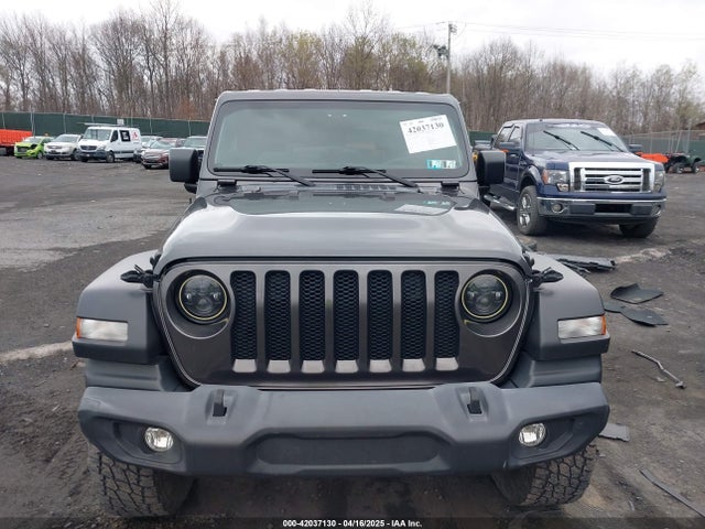 1C4GJXAN2MW541827 Jeep Wrangler Sport 4x4