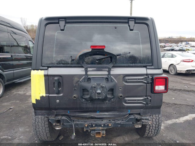 1C4GJXAN2MW541827 Jeep Wrangler Sport 4x4