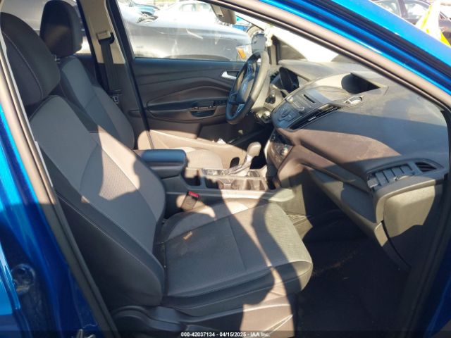1FMCU0GD7HUE70939 Ford ESCAPE SE