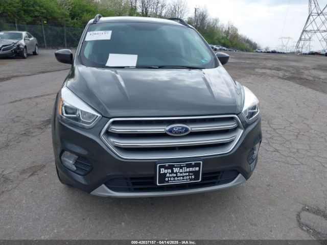 1FMCU9GD0HUE82970 Ford ESCAPE SE