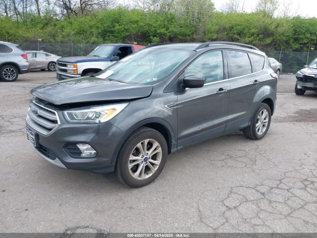 1FMCU9GD0HUE82970 Ford ESCAPE SE