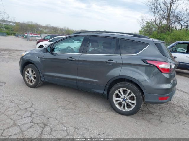 1FMCU9GD0HUE82970 Ford ESCAPE SE