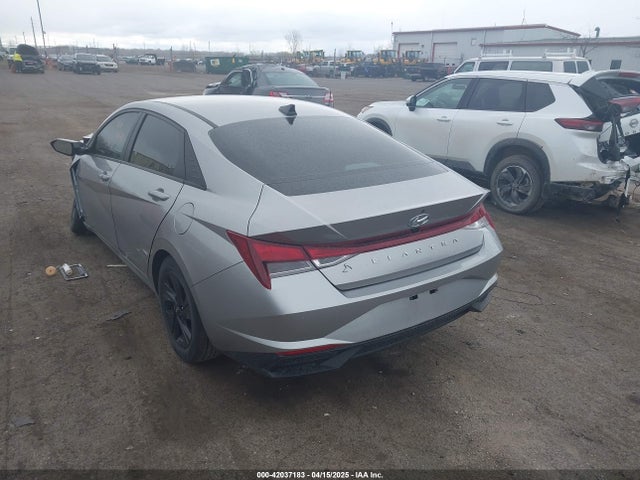 5NPLM4AG3MH043230 Hyundai ELANTRA SEL