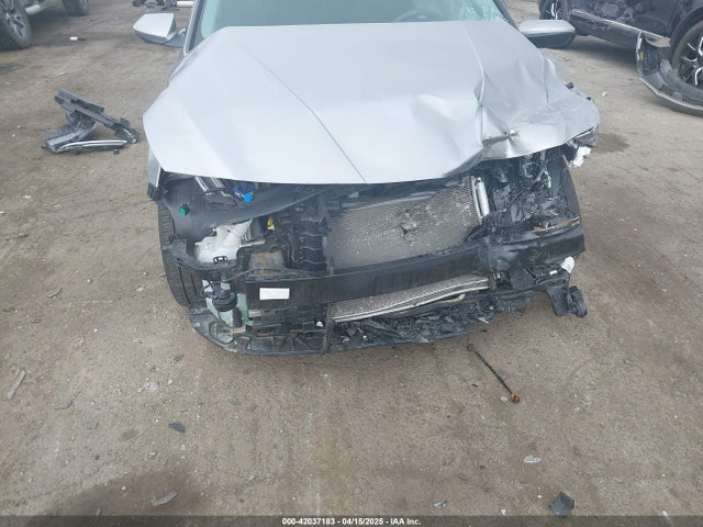 5NPLM4AG3MH043230 Hyundai ELANTRA SEL