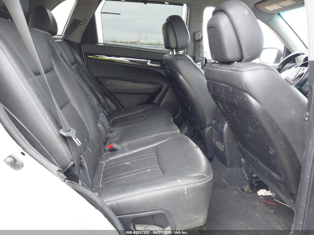 5XYKTCA60FG639308 KIA SORENTO LX