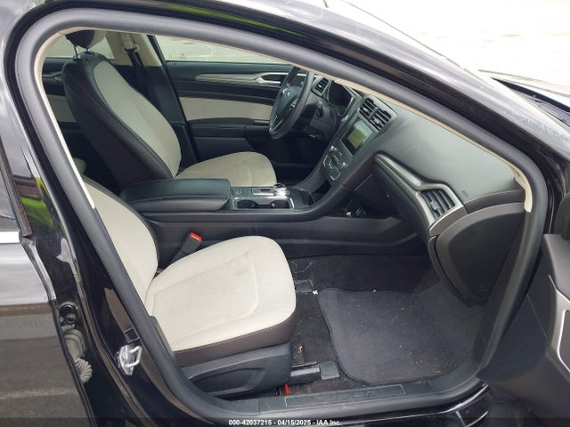 3FA6P0HD7LR164398 Ford FUSION SE