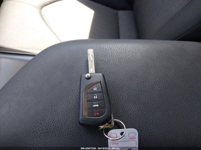 4T1B11HK6KU276644 Toyota CAMRY LE