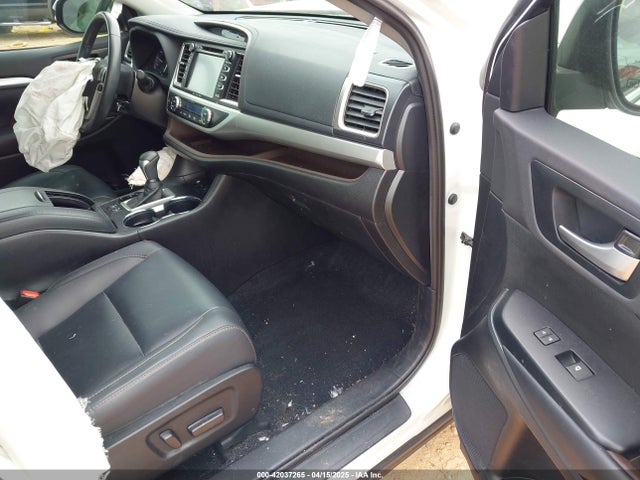 5TDJZRFH9KS609292 Toyota Highlander Xle