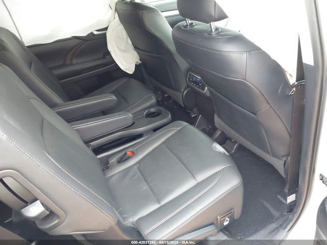 5TDJZRFH9KS609292 Toyota Highlander Xle
