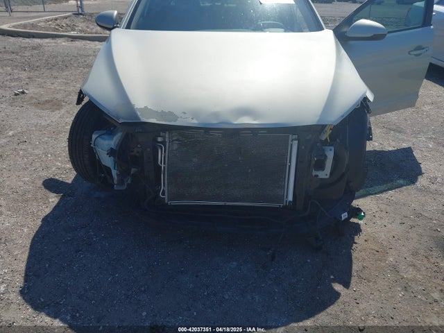 5NPD84LF1JH256931 Hyundai Elantra Value Edition