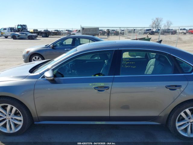 1VWBA7A35JC019034 Volkswagen Passat 2.0t Se