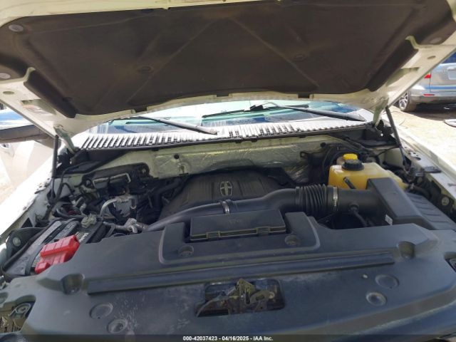 5LMJJ2JT3GEL03284 Lincoln Navigator Select