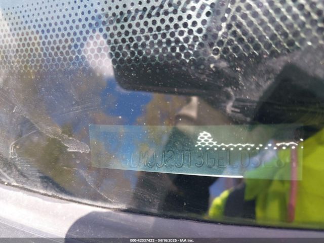 5LMJJ2JT3GEL03284 Lincoln Navigator Select