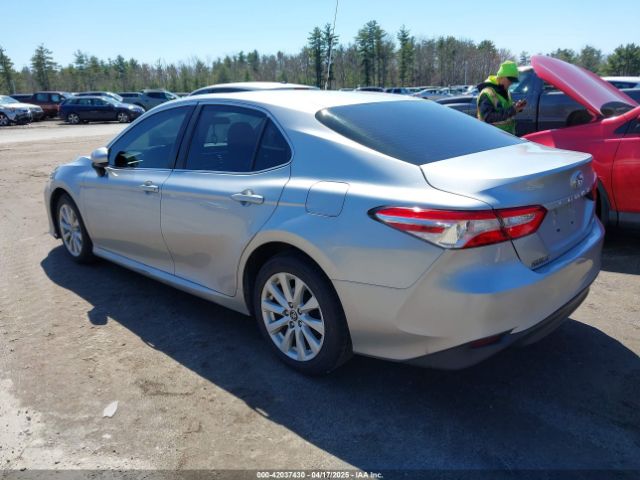 4T1B11HK9JU639341 Toyota CAMRY LE