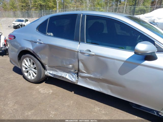 4T1B11HK9JU639341 Toyota CAMRY LE