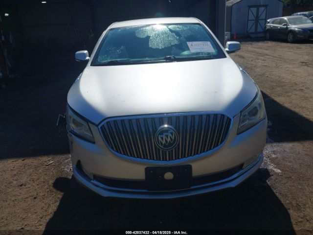 1G4GB5G31GF122472 Buick Lacrosse Leather