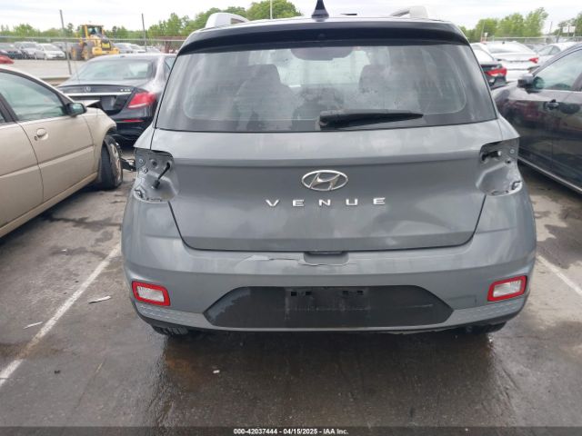 KMHRC8A31NU172040 Hyundai Venue Limited