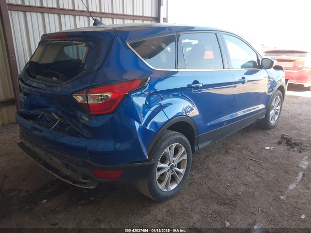1FMCU0GDXKUC52548 Ford ESCAPE SE