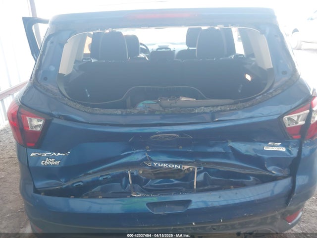 1FMCU0GDXKUC52548 Ford ESCAPE SE