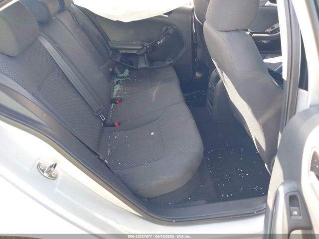 3VW2K7AJ4EM208158 Volkswagen Jetta 2.0l S