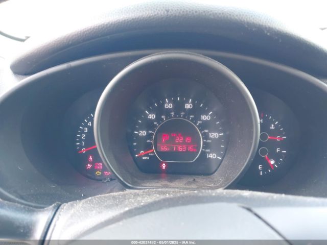 KNDJN2A26E7738630 KIA Soul !