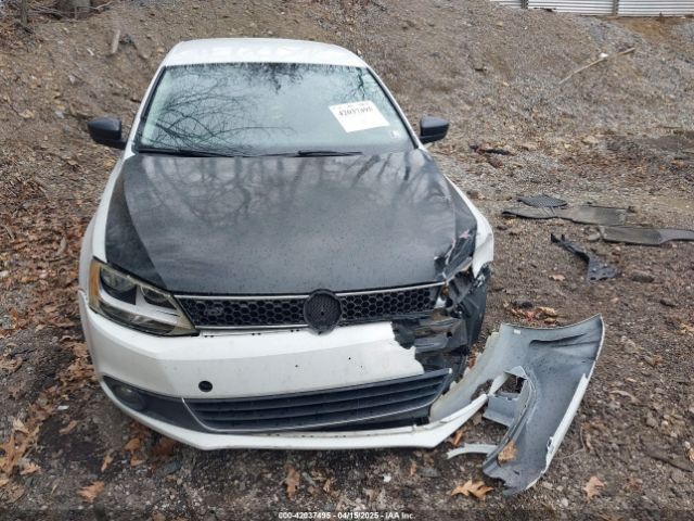 3VWD17AJ8FM335279 Volkswagen Jetta 1.8t Se