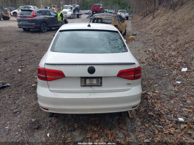 3VWD17AJ8FM335279 Volkswagen Jetta 1.8t Se