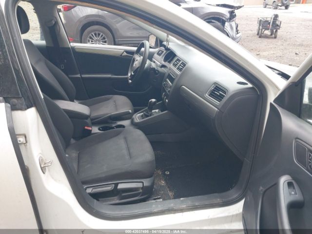 3VWD17AJ8FM335279 Volkswagen Jetta 1.8t Se
