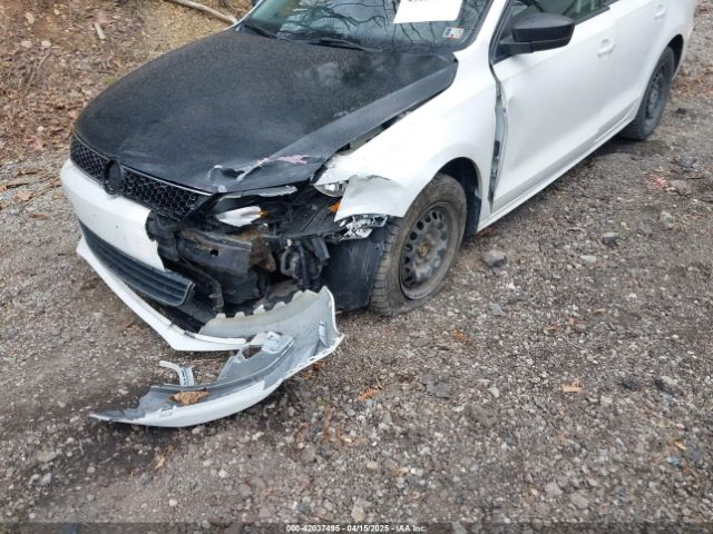 3VWD17AJ8FM335279 Volkswagen Jetta 1.8t Se