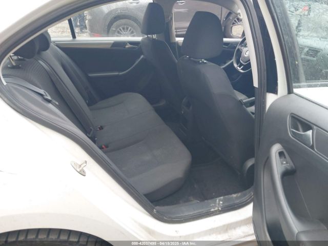 3VWD17AJ8FM335279 Volkswagen Jetta 1.8t Se