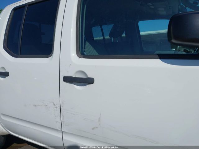1N6AD0ER7GN746696 Nissan Frontier Sv