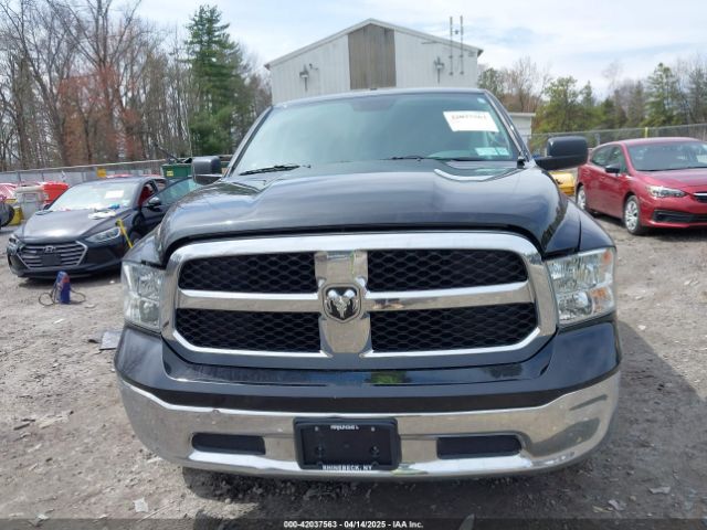 1C6RR7GG3JS326378 RAM 1500 Slt  4x4 6'4 Box