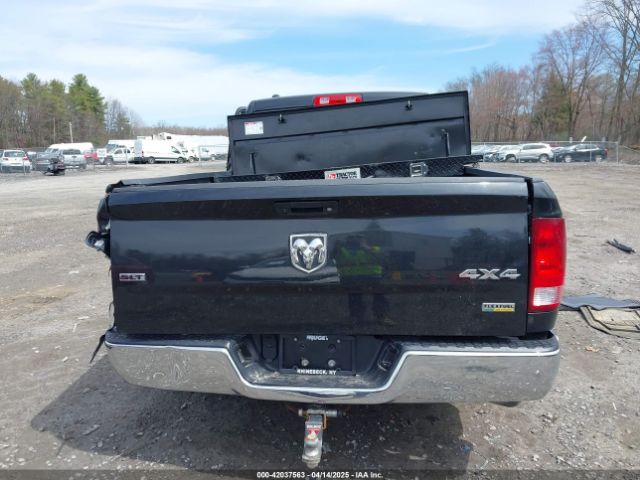 1C6RR7GG3JS326378 RAM 1500 Slt  4x4 6'4 Box