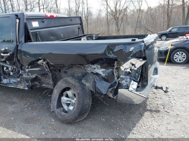 1C6RR7GG3JS326378 RAM 1500 Slt  4x4 6'4 Box