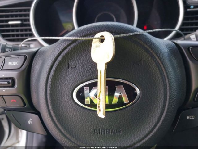 KNAGM4A74F5599130 KIA Optima Lx