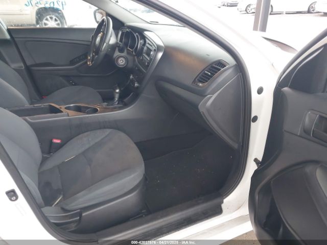 KNAGM4A74F5599130 KIA Optima Lx