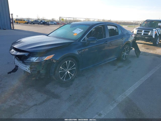4T1J11AK2LU386419 Toyota CAMRY SE