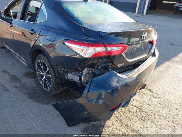 4T1J11AK2LU386419 Toyota CAMRY SE