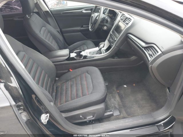 3FA6P0T98GR212712 Ford FUSION SE