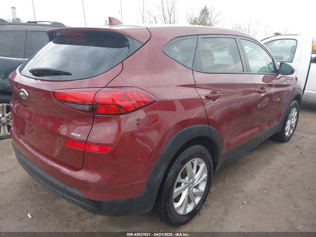 Hyundai TUCSON SE 2019 KM8J2CA46KU009715 Image 4