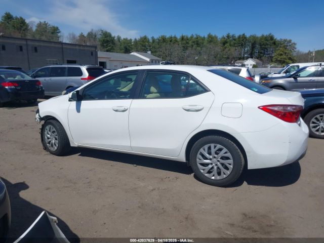 2T1BURHE0HC854067 Toyota COROLLA LE