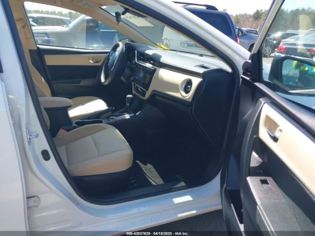 2T1BURHE0HC854067 Toyota COROLLA LE