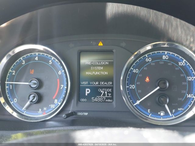 2T1BURHE0HC854067 Toyota COROLLA LE