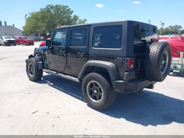 2013 JEEP WRANGLER UNLIMITED 1C4BJWDG7DL583686 Photo 2