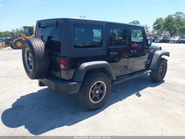 2013 JEEP WRANGLER UNLIMITED 1C4BJWDG7DL583686 Photo 3