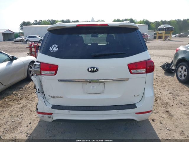 KNDMB5C19H6321265 KIA SEDONA LX