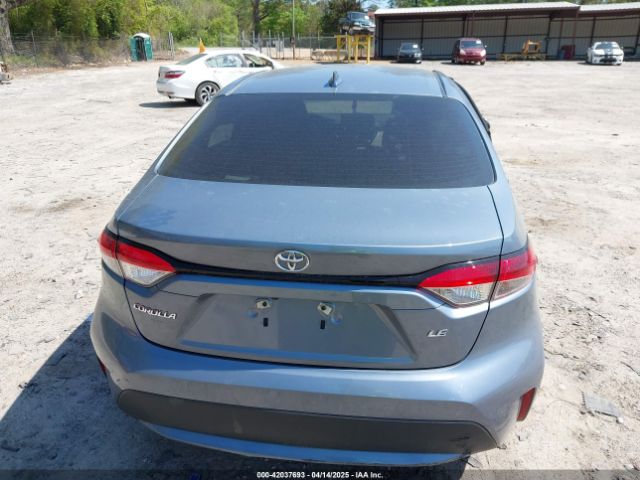 5YFEPMAE2NP313132 Toyota COROLLA LE