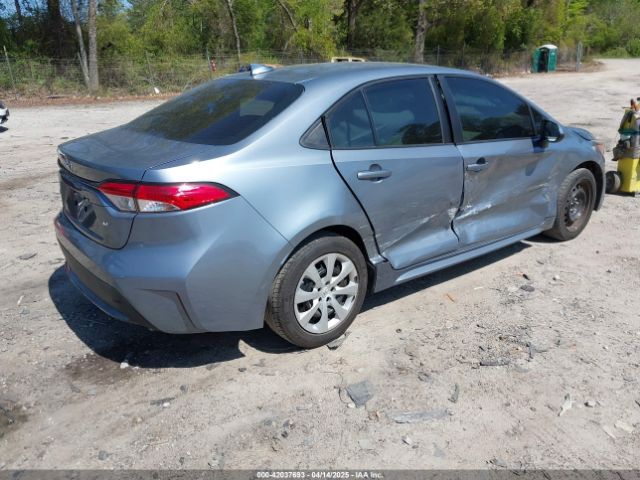 5YFEPMAE2NP313132 Toyota COROLLA LE